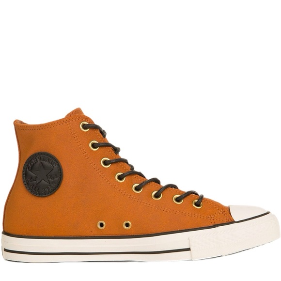 CONVERSE UNISEX CHUCK TAYLOR ALL STAR HI
Women size 6, men’s size 4. - Picture 3 of 16